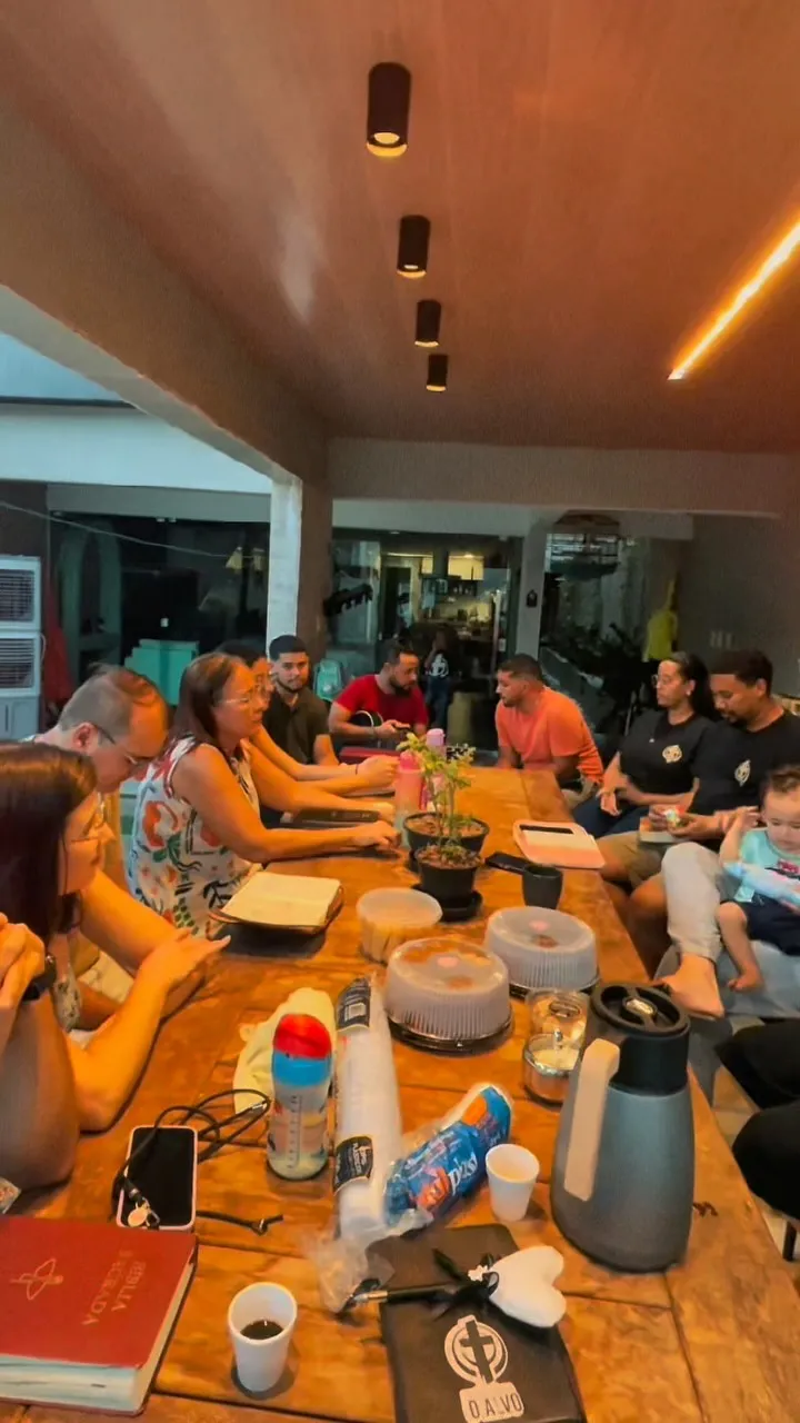 Encontro de partilha entre os membros